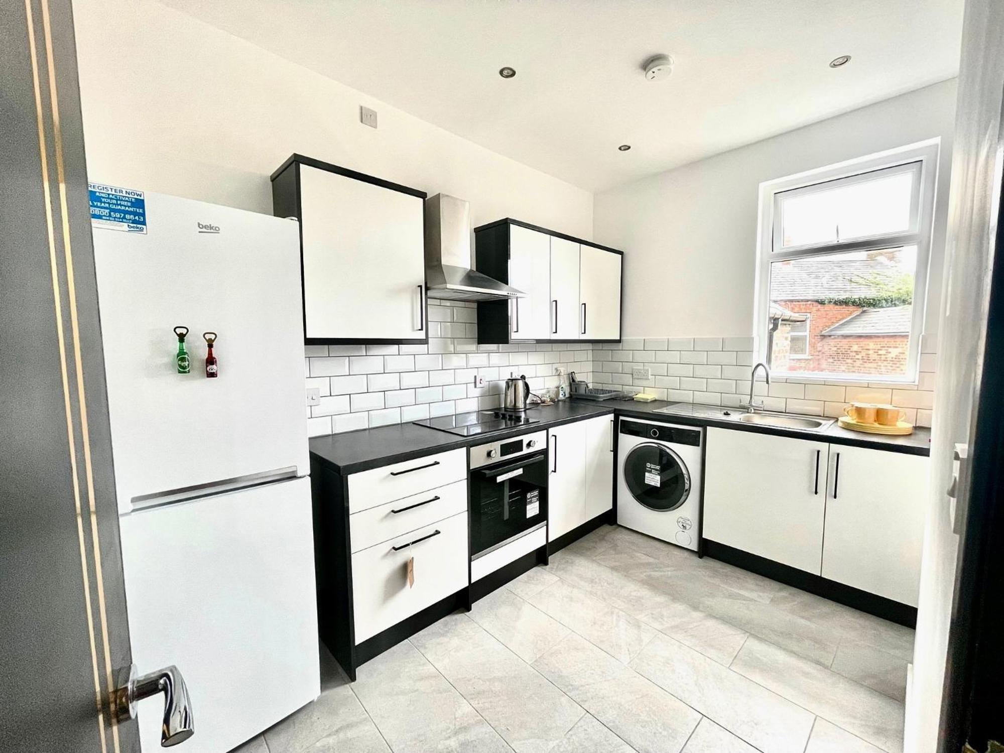 Entire Yellowapt Near Belfast City Centre - Free Parking - Up To 3 Guests - 2 Beds Buitenkant foto